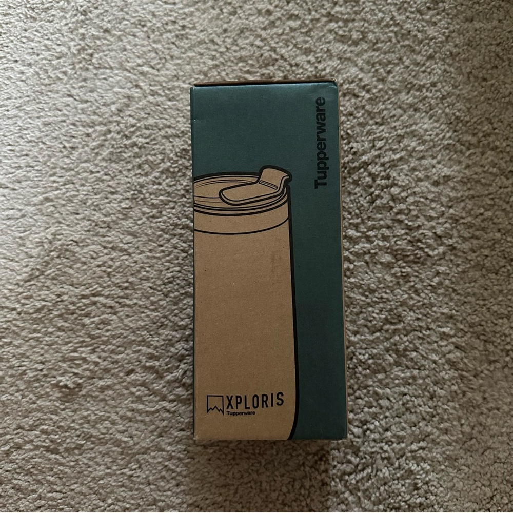 Tupperware Travel Mug - Picture 2 of 5